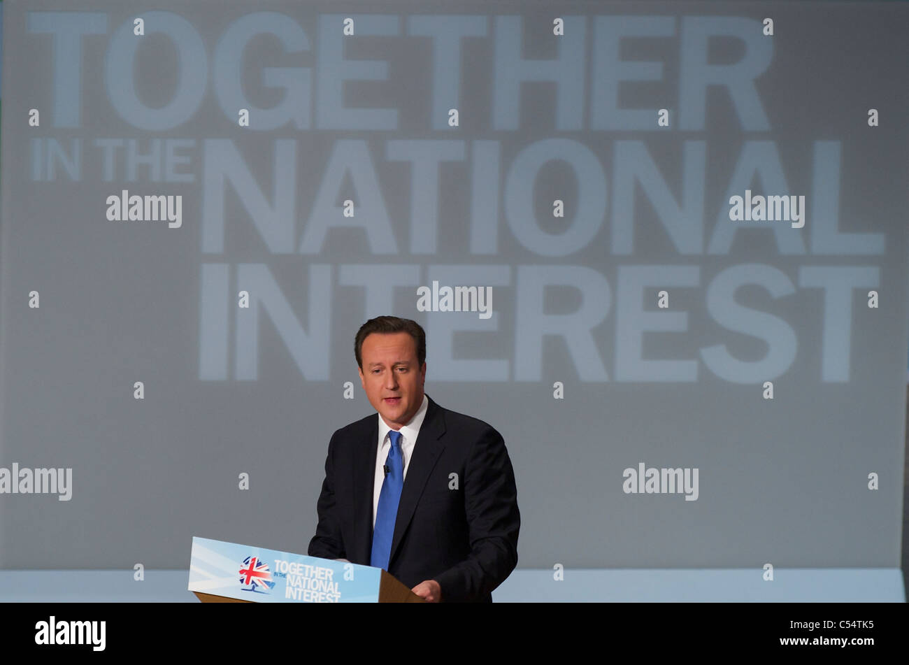 Le Premier ministre britannique, David Cameron, livre son discours aux délégués sur la conférence du parti conservateur. Banque D'Images