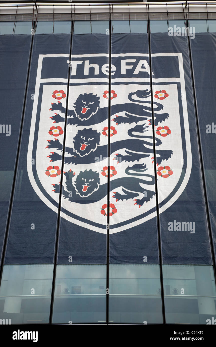 L'Angleterre et du Pays de Galles de Football Logo de l'Association FA au stade de Wembley, Londres, Angleterre, Royaume-Uni Banque D'Images