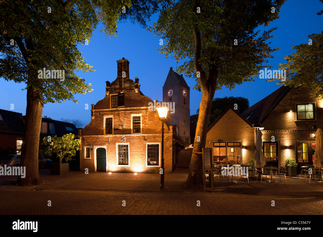 Les Pays-Bas, l'île d'Ameland, Buren, appartenant aux îles de la mer des Wadden. Maison de l'ancien capitaine de l'industrie baleinière. Banque D'Images