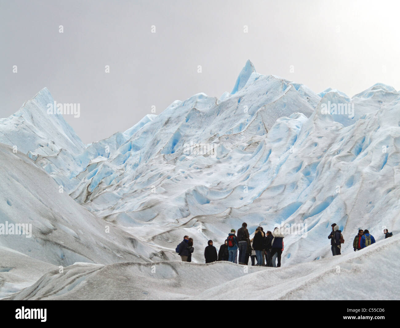 Mini-trekking sur le glacier Perito Moreno en Argentine Banque D'Images