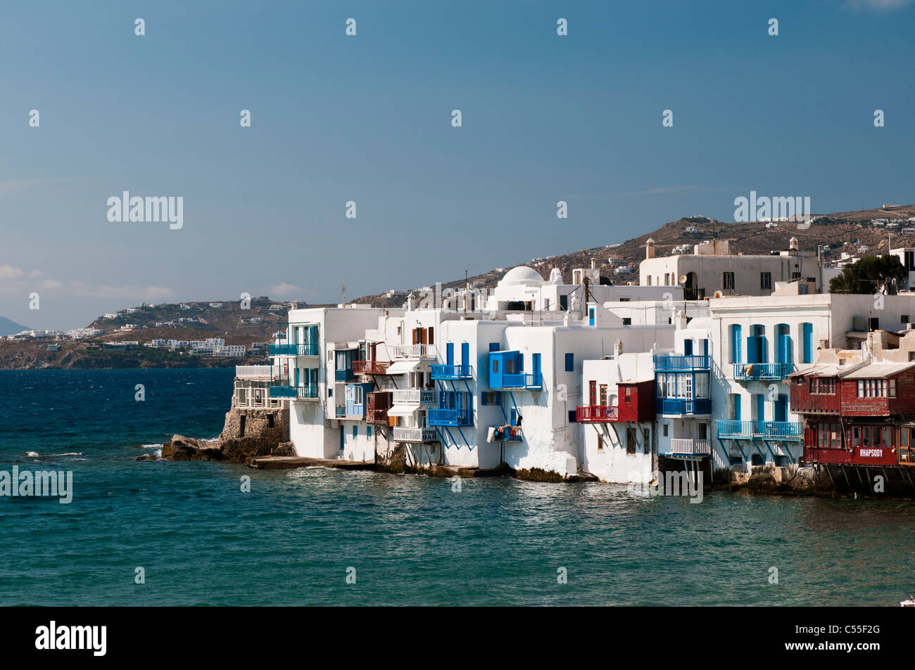 Les bâtiments au bord de l'eau, la Petite Venise, la ville de Mykonos, Mykonos, Cyclades, Grèce Banque D'Images