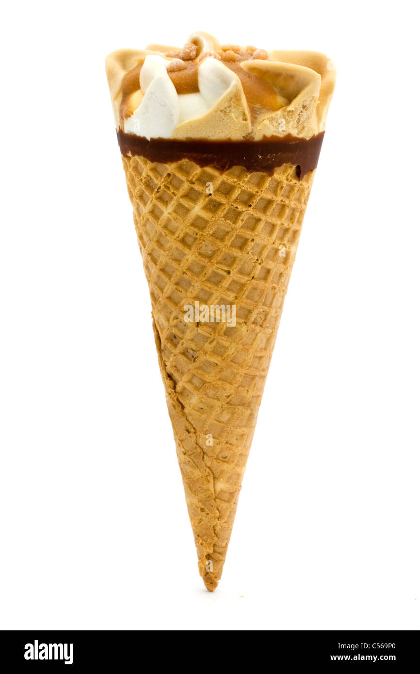 Ice-cream cone isolé sur fond blanc Banque D'Images