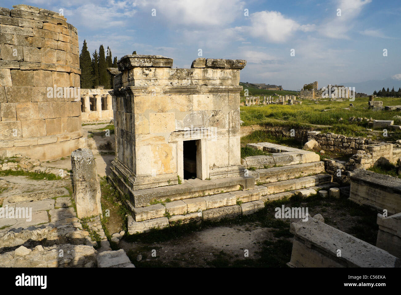 Vestiges romains de la nécropole, Hierapolis-Pamukkale, Turquie Banque D'Images