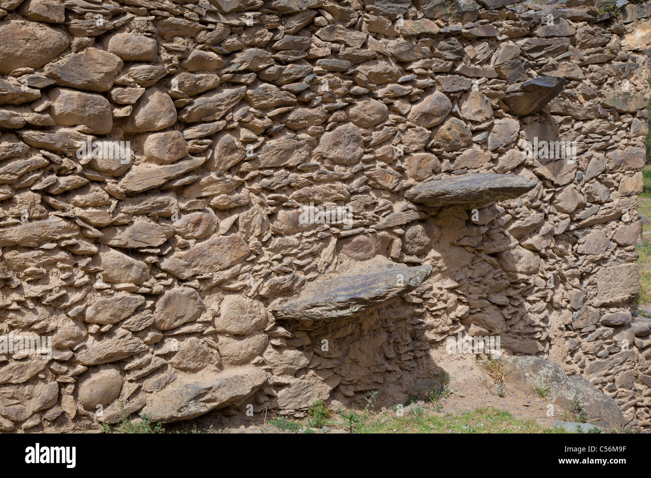 Marches de pierre à l'historique des ruines Incas à Ollantaytambo, Pérou Banque D'Images