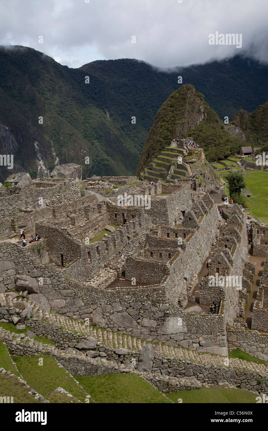 Vue sur la citadelle de Machu Picchu, Pérou Banque D'Images