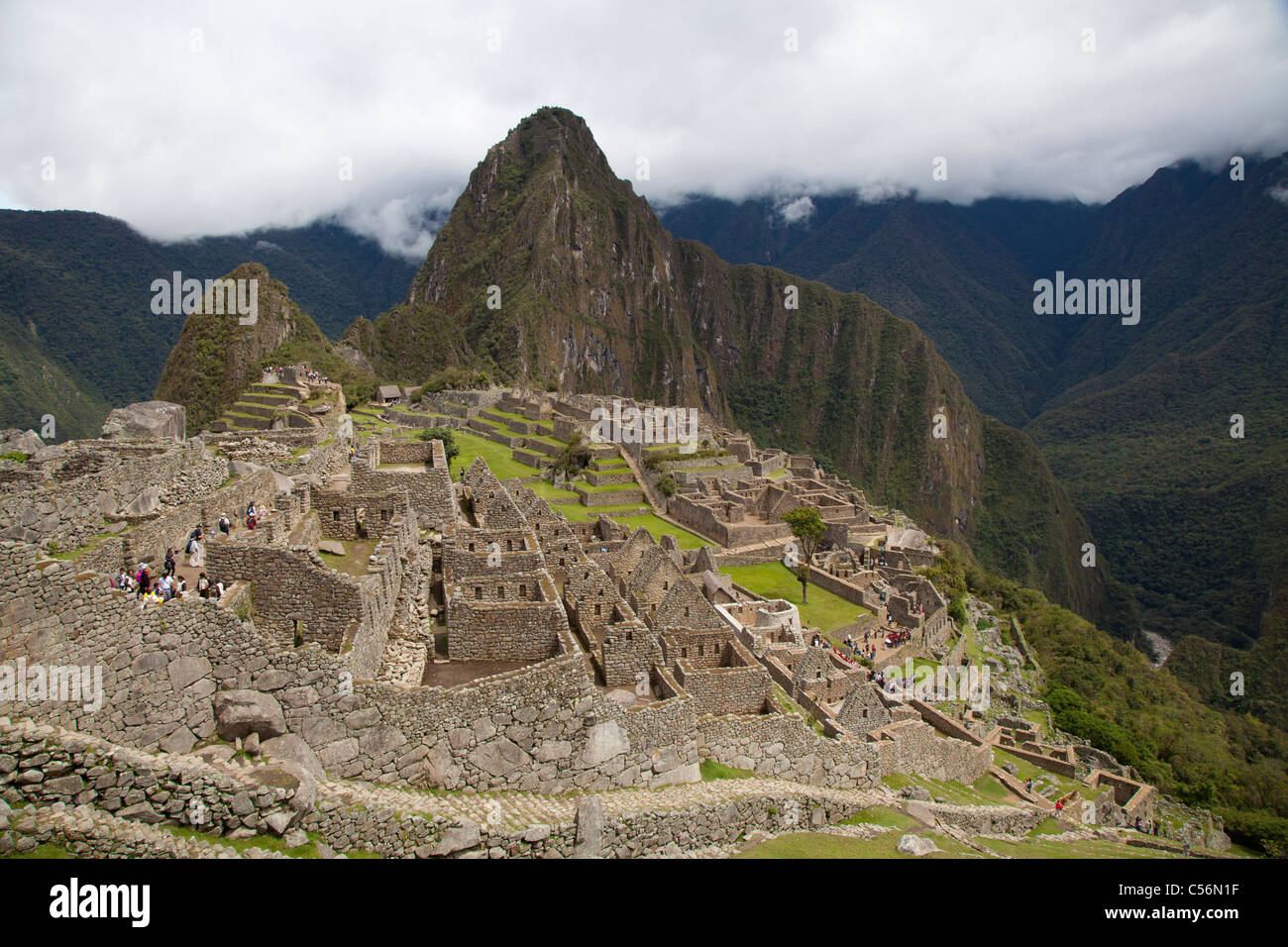 Vue sur le Machu Picchu et Huayna Picchu, Pérou Banque D'Images
