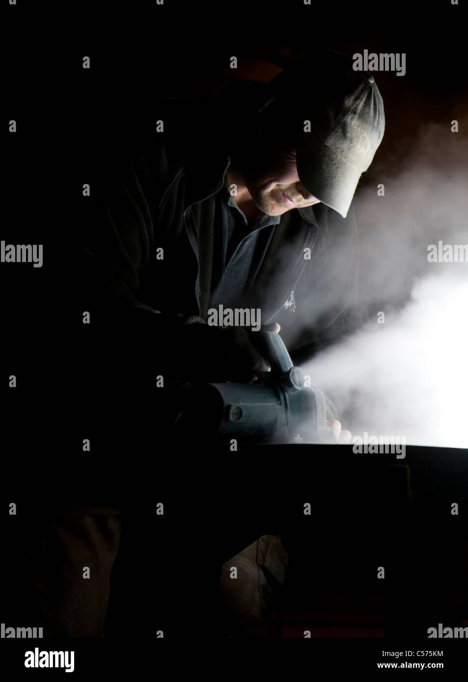 Tailleur de pierre de coupe avec vu de nuit Banque D'Images