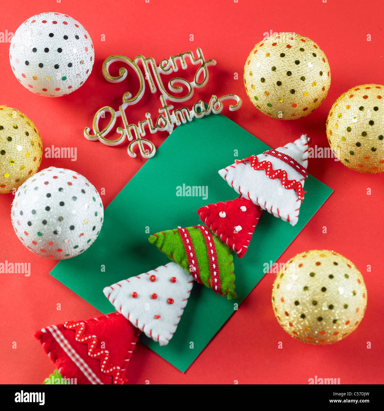 Décorations de Noël avec baubles Banque D'Images