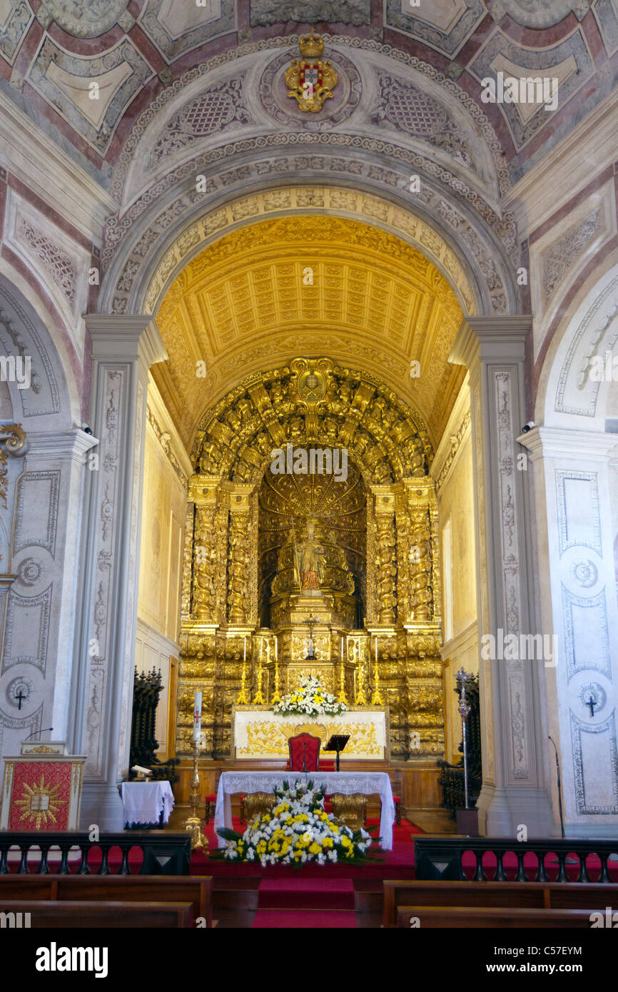 À l'intérieur de église São Pedro à Ponta Delgada, île de São Miguel, aux Açores. Banque D'Images