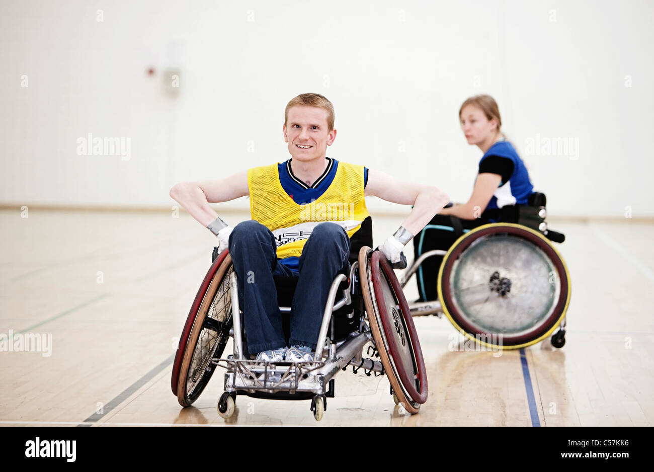 Les joueurs de rugby en fauteuil roulant de Para Banque D'Images