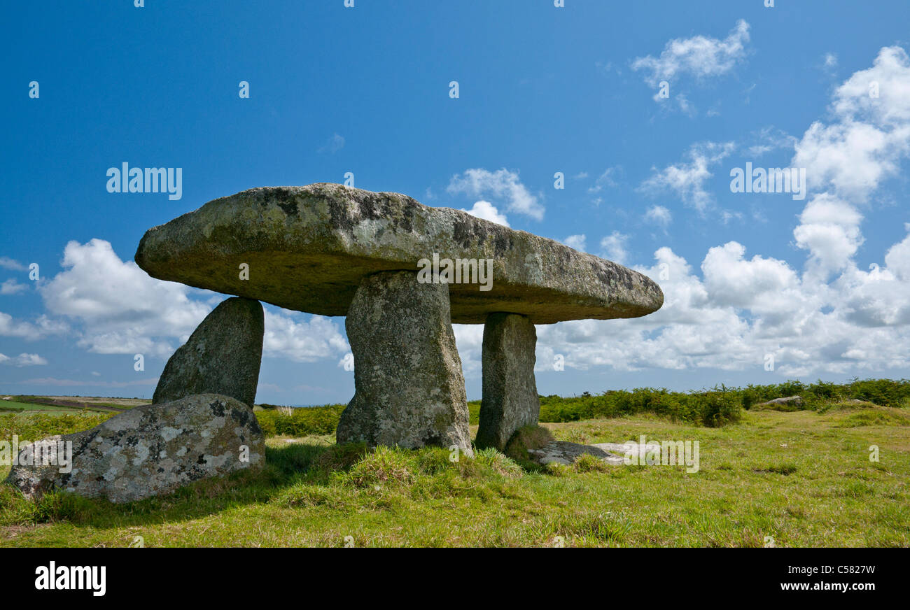 Lanyon Quoit, néolithique massive tombe près de Madron chambré en West Penwith, Cornwall, UK Banque D'Images