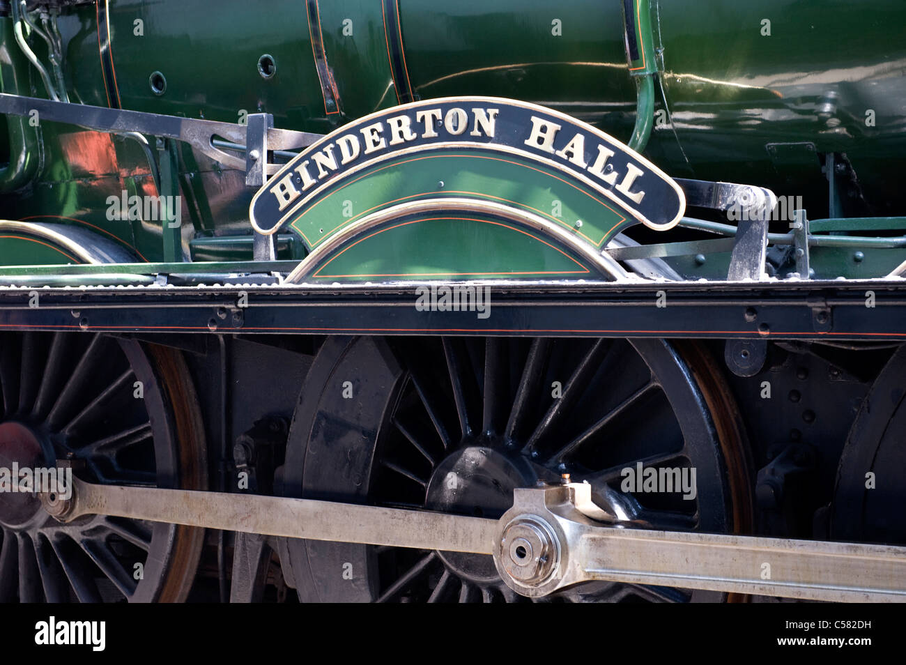 Locomotive vapeur 'Hinderton Hall' dans le moteur hangar à Didcot Railway Centre Banque D'Images