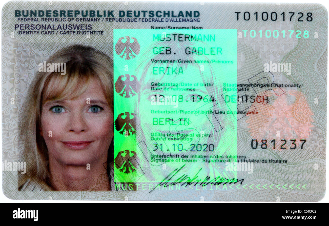 Nouvelle carte d'identité allemande. Avec photo holographique et 3-D Sécurité des signatures. Banque D'Images
