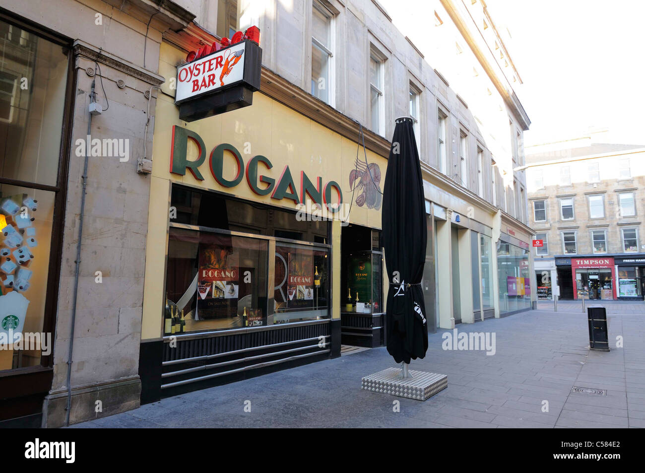 Rogano Oyster Bar Restaurant and logo Sign Glasgow, Romano Seafood Restaurant est le plus ancien restaurant de Glasgow au design Art déco Banque D'Images