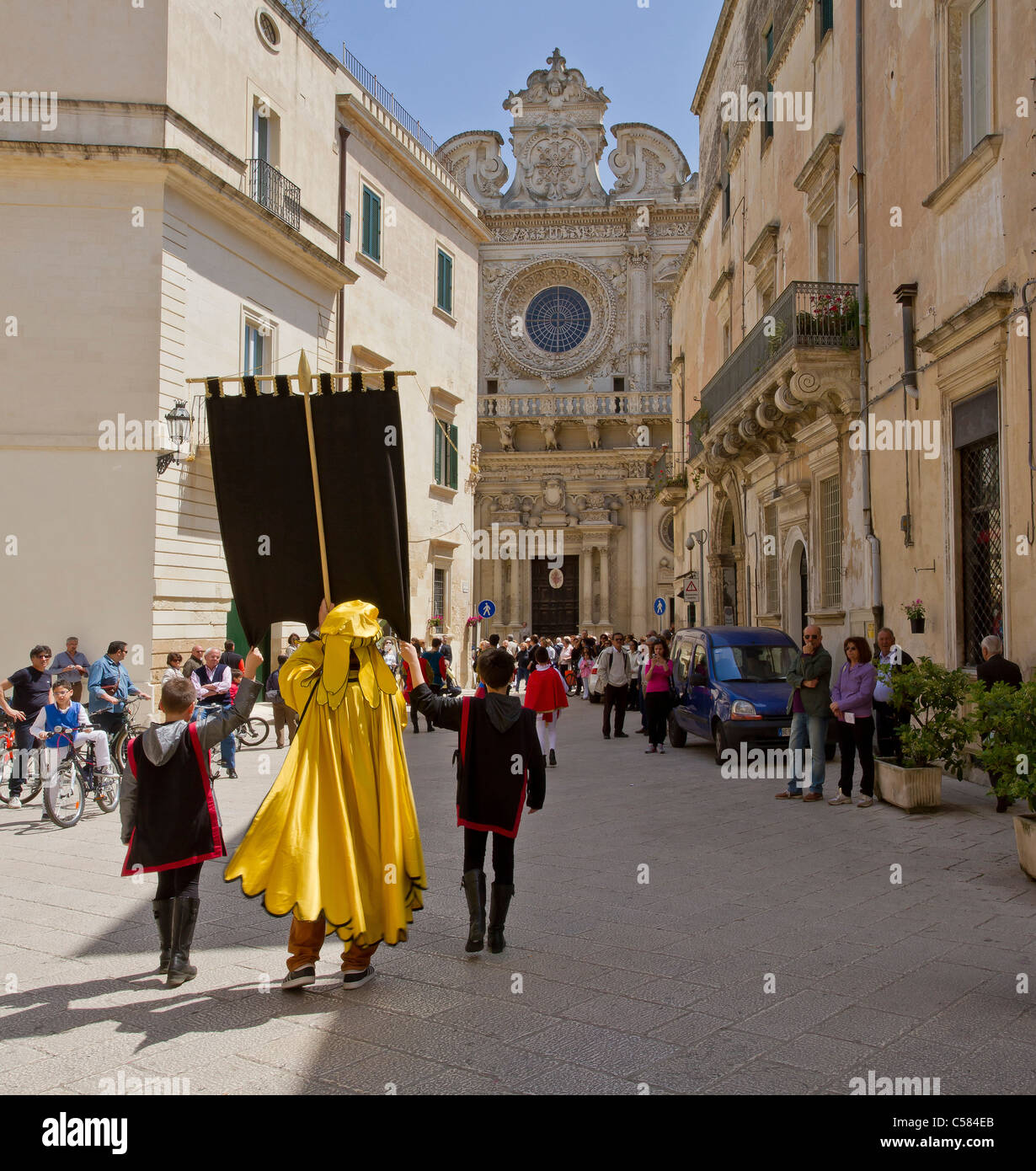 L'Italie, l'Europe, la Basilique Santa Croce, Lecce, Pouilles, ville, village, printemps, les gens, l'église, Banque D'Images