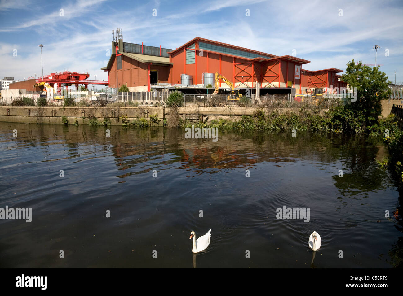 Wandle river bell lane creek wandsworth Londres Angleterre Banque D'Images