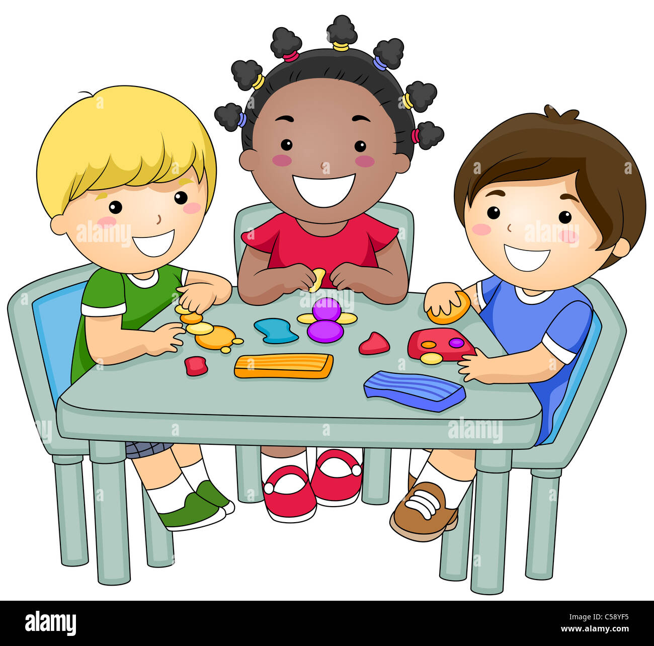 Un petit groupe d'enfants de créer des chiffres différents à partir de l'argile Banque D'Images