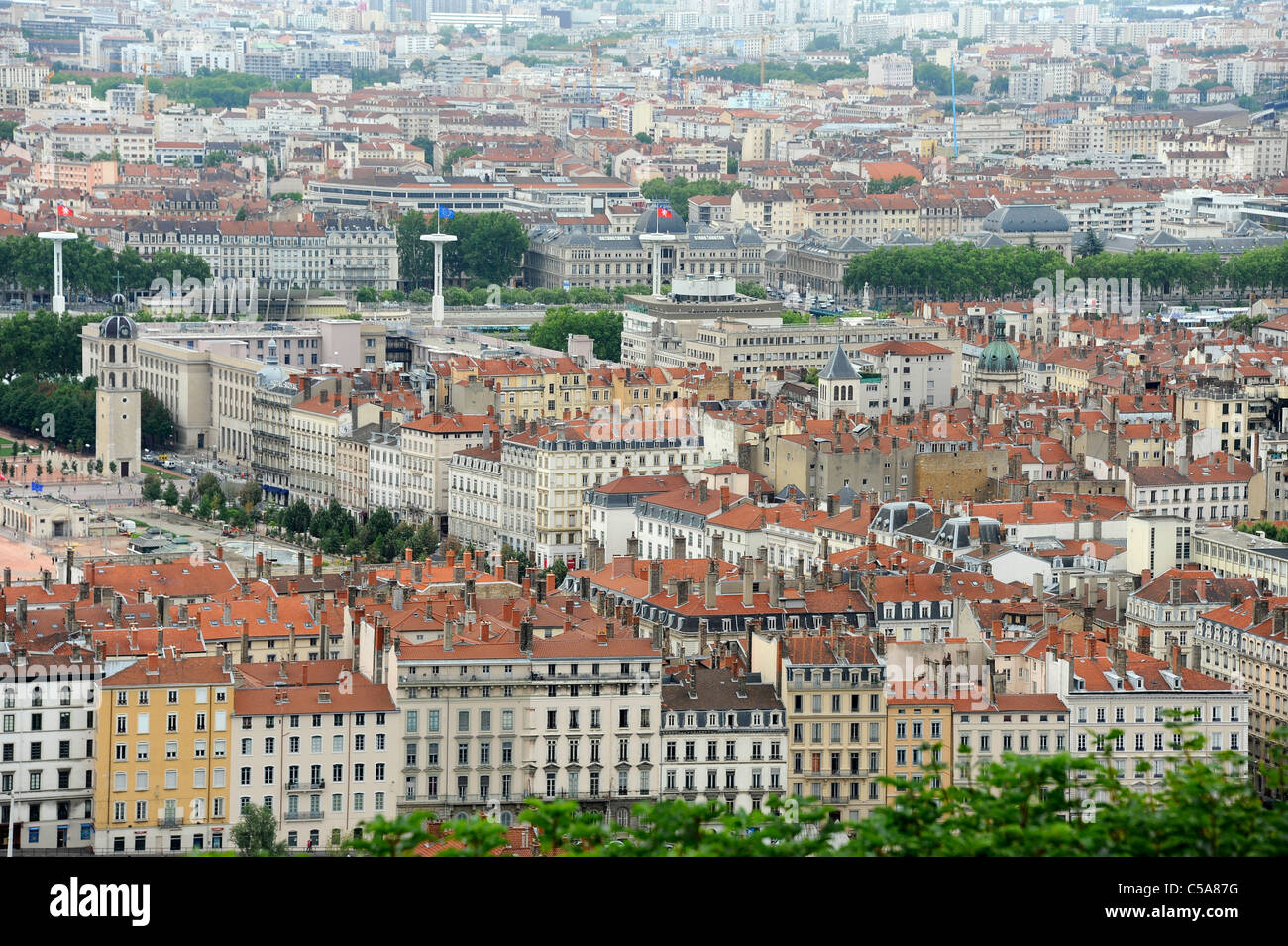 Vue panoramique de Lyon de la colline de Fourvière. Banque D'Images