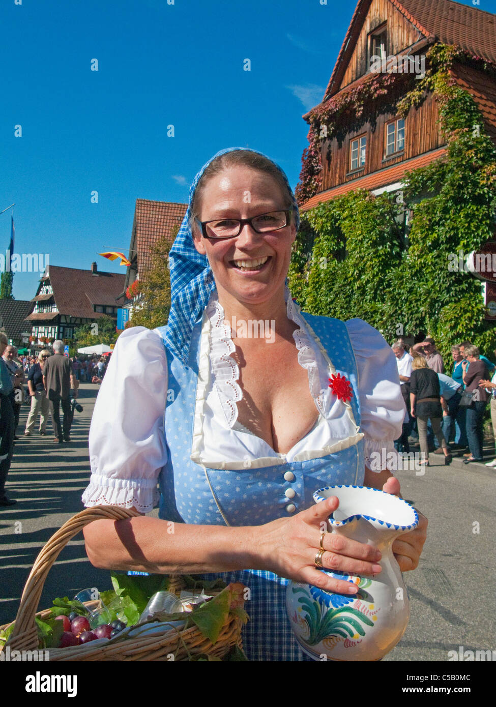Auf 2011 Festumzug, Erntedankfest und Weinfest à Sasbachwalden Schwarzwald, Harvest Festival Thanksgiving Day, forêt noire Banque D'Images