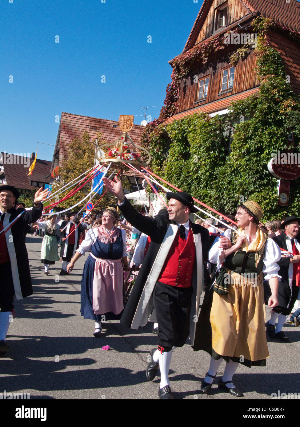 Auf 2011 Festumzug, Erntedankfest und Weinfest à Sasbachwalden Schwarzwald, Harvest Festival Thanksgiving Day, forêt noire Banque D'Images