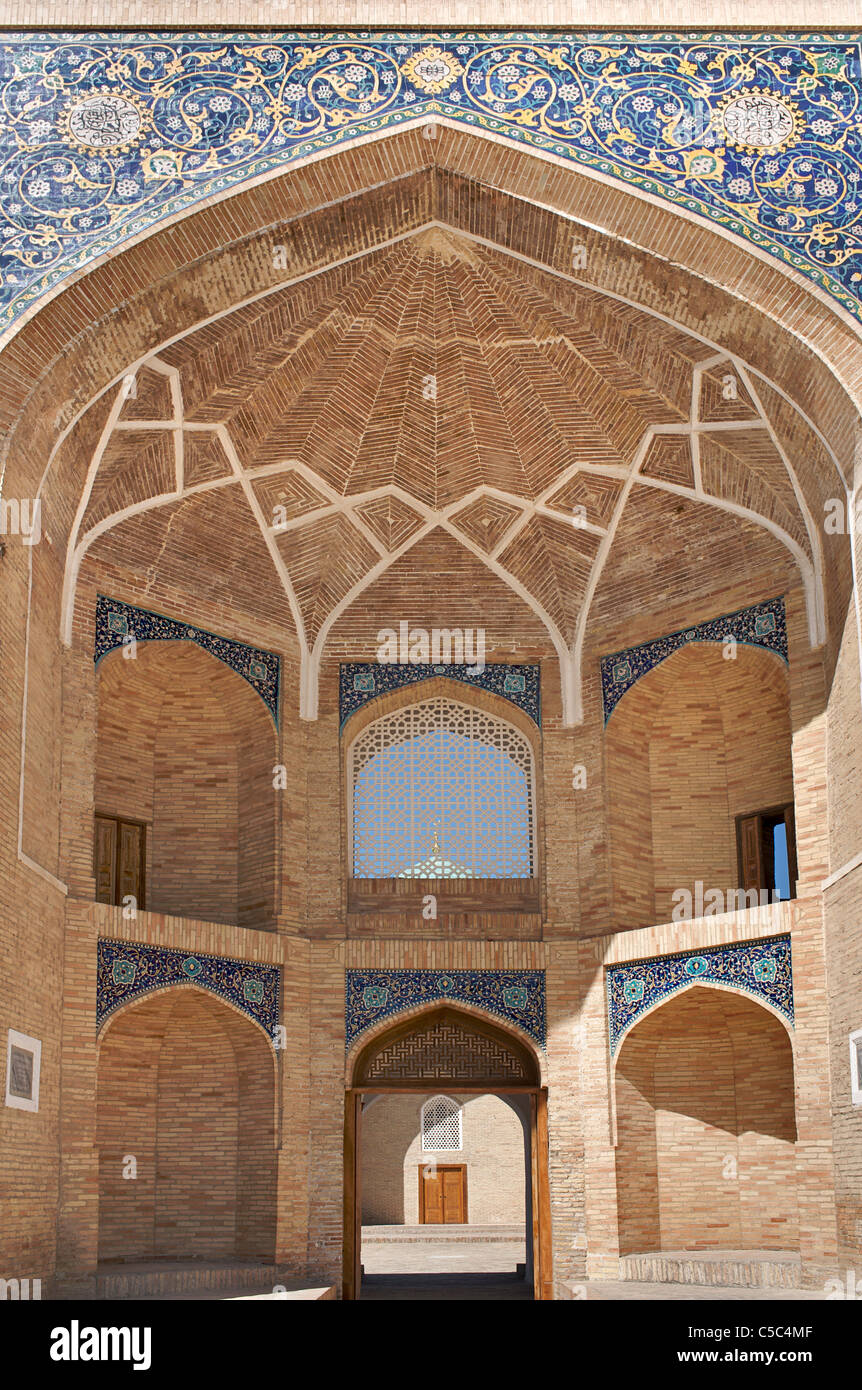 16e siècle Barak Khan Madrasah, Khast Place Imam, Tachkent, Ouzbékistan Banque D'Images