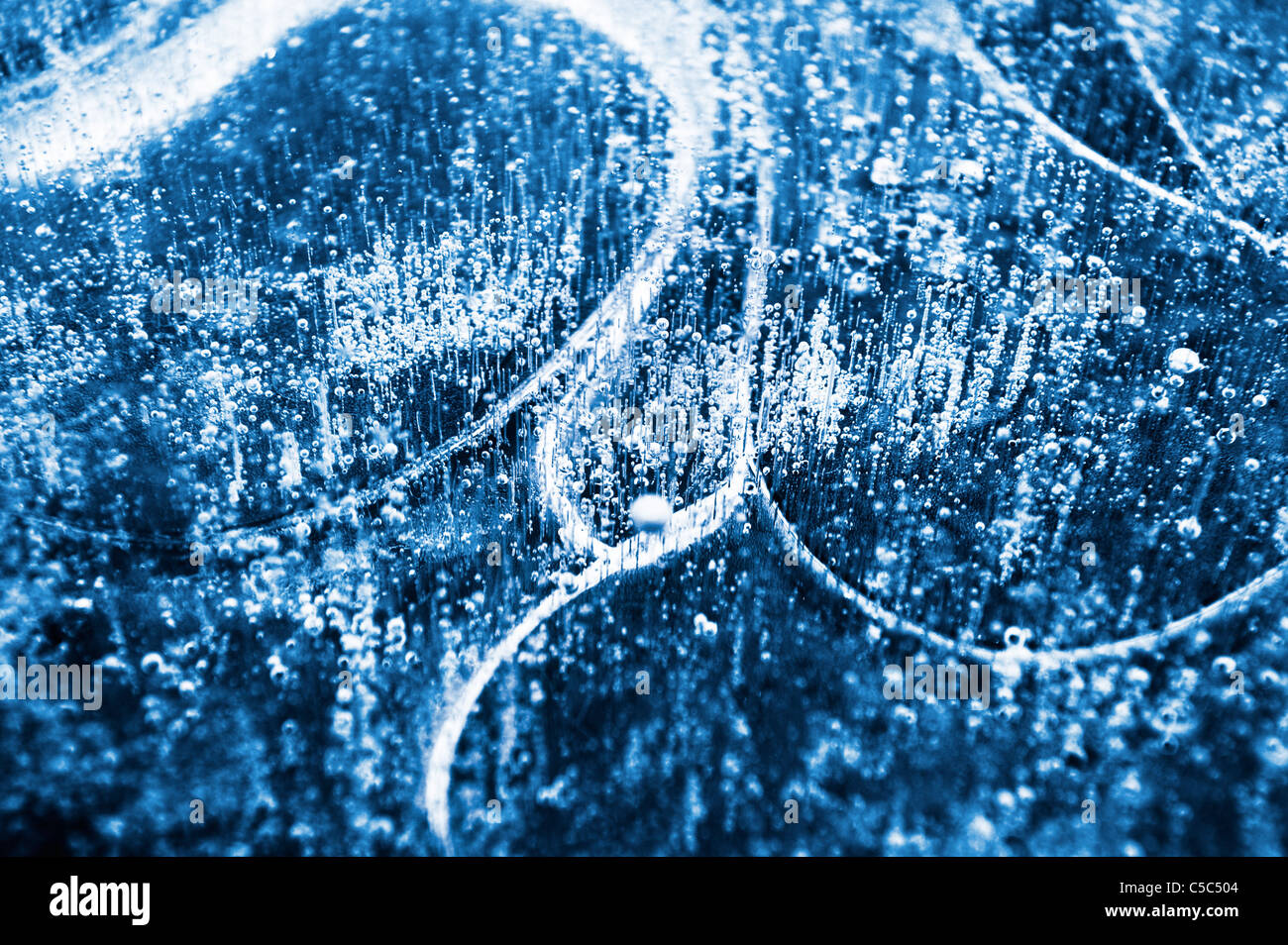 Close-up of résumé hivernal des bulles et des gelées incurvé Banque D'Images