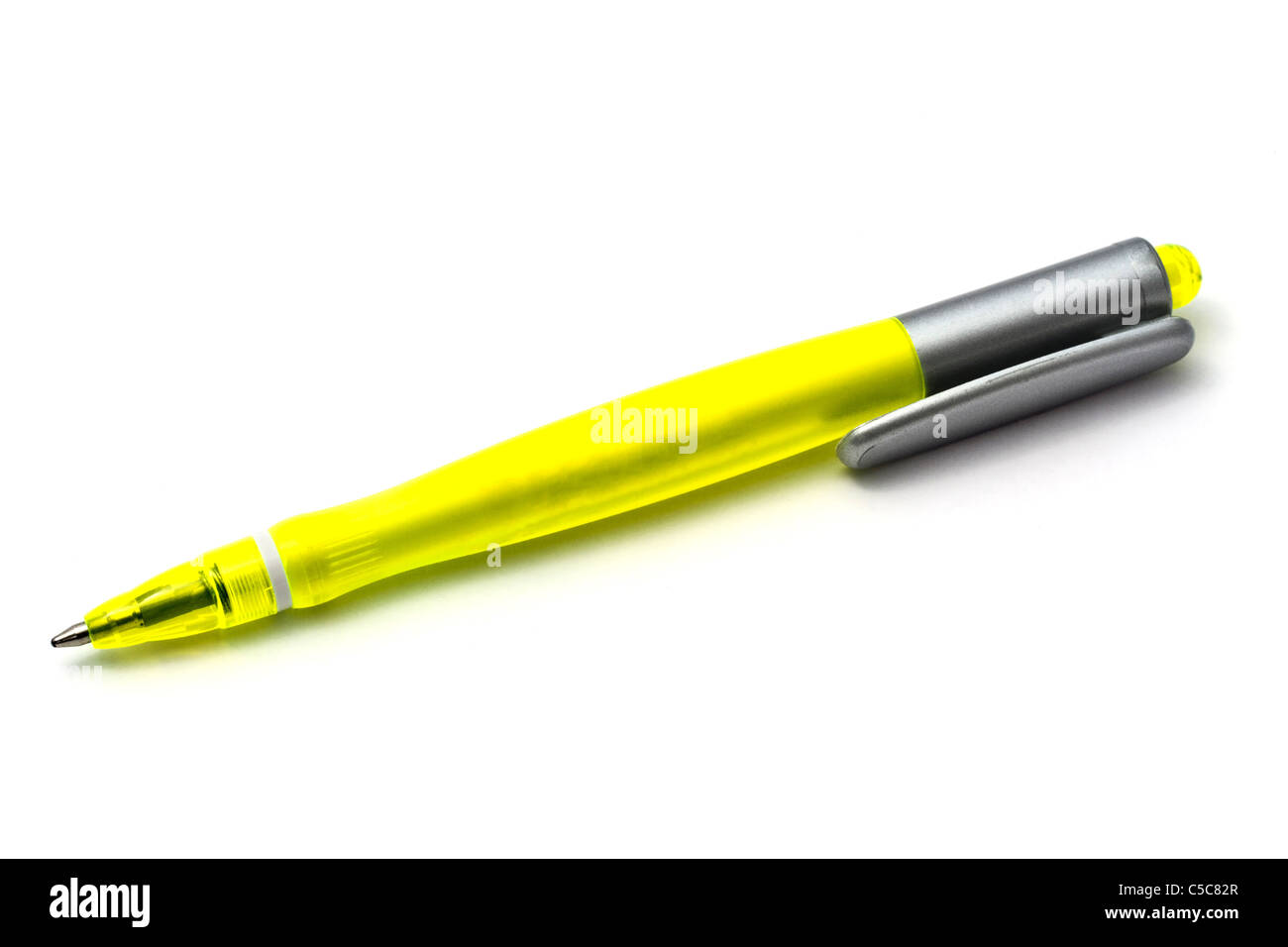 Stylo jaune isolé sur fond blanc Banque D'Images
