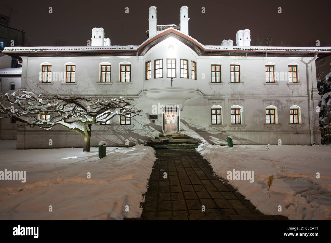 Ville de Belgrade la nuit, neige de l'hiver, Knjeginje Ljubice Konak, Serbie Banque D'Images