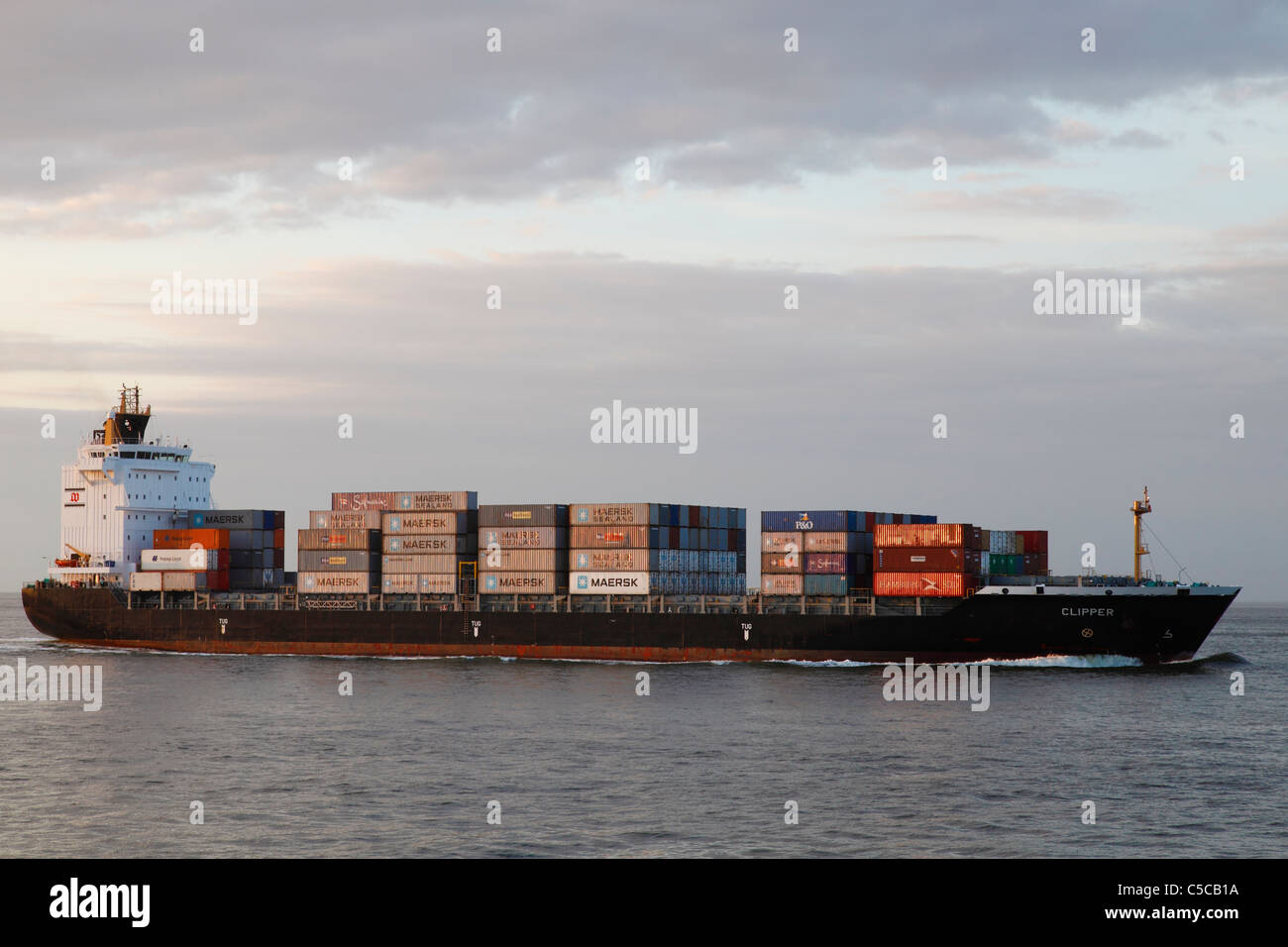 Navire sur la mer du Nord près de Cuxhaven Banque D'Images