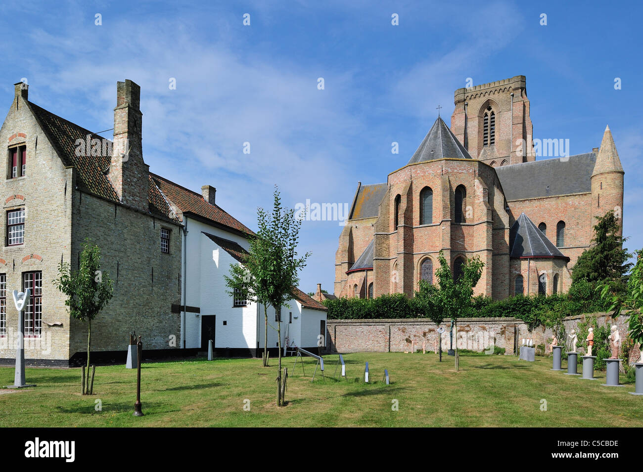 Lissewege village avec l'église Notre Dame Visitation, Flandre occidentale, Belgique Banque D'Images