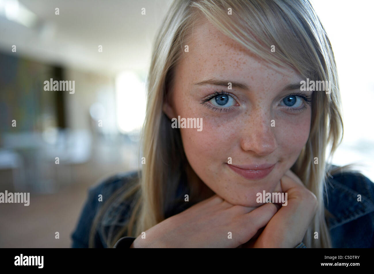 teen girl face close up pics Teen girl face close up pics