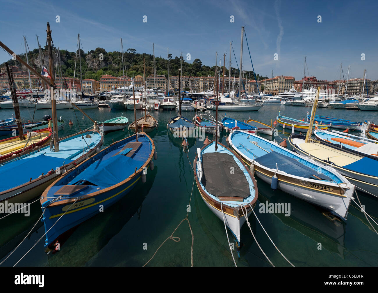 Dans le port de Nice Côte d'Azur, France Banque D'Images