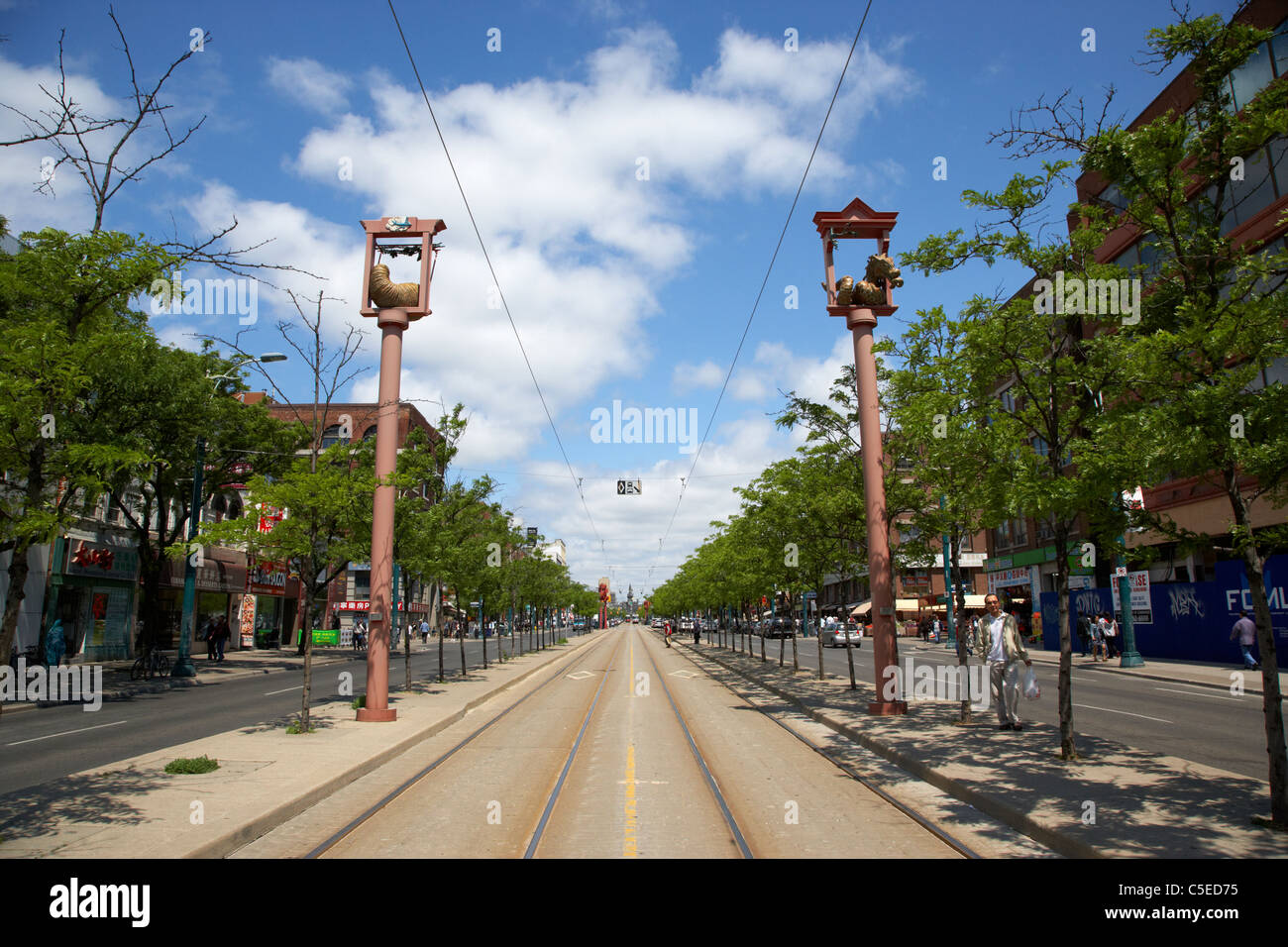 Entrée de Chinatown sur Spadina Avenue Toronto (Ontario) Canada Banque D'Images