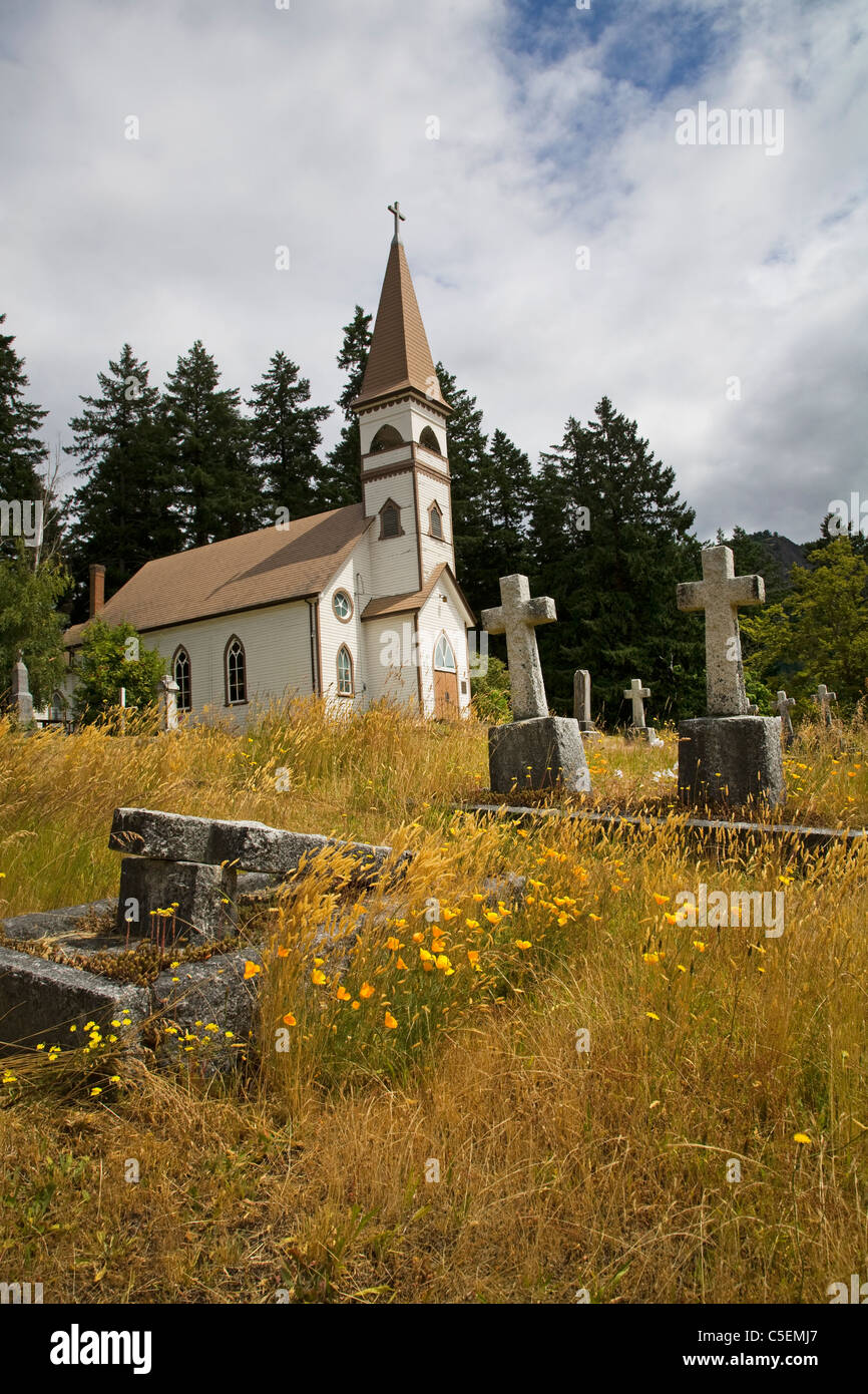 St Ann's Church et Indiens (Premières nations) ou de cimetière cimetière près de Cowichan Bay, Vancouver Island, British Columbia, Banque D'Images