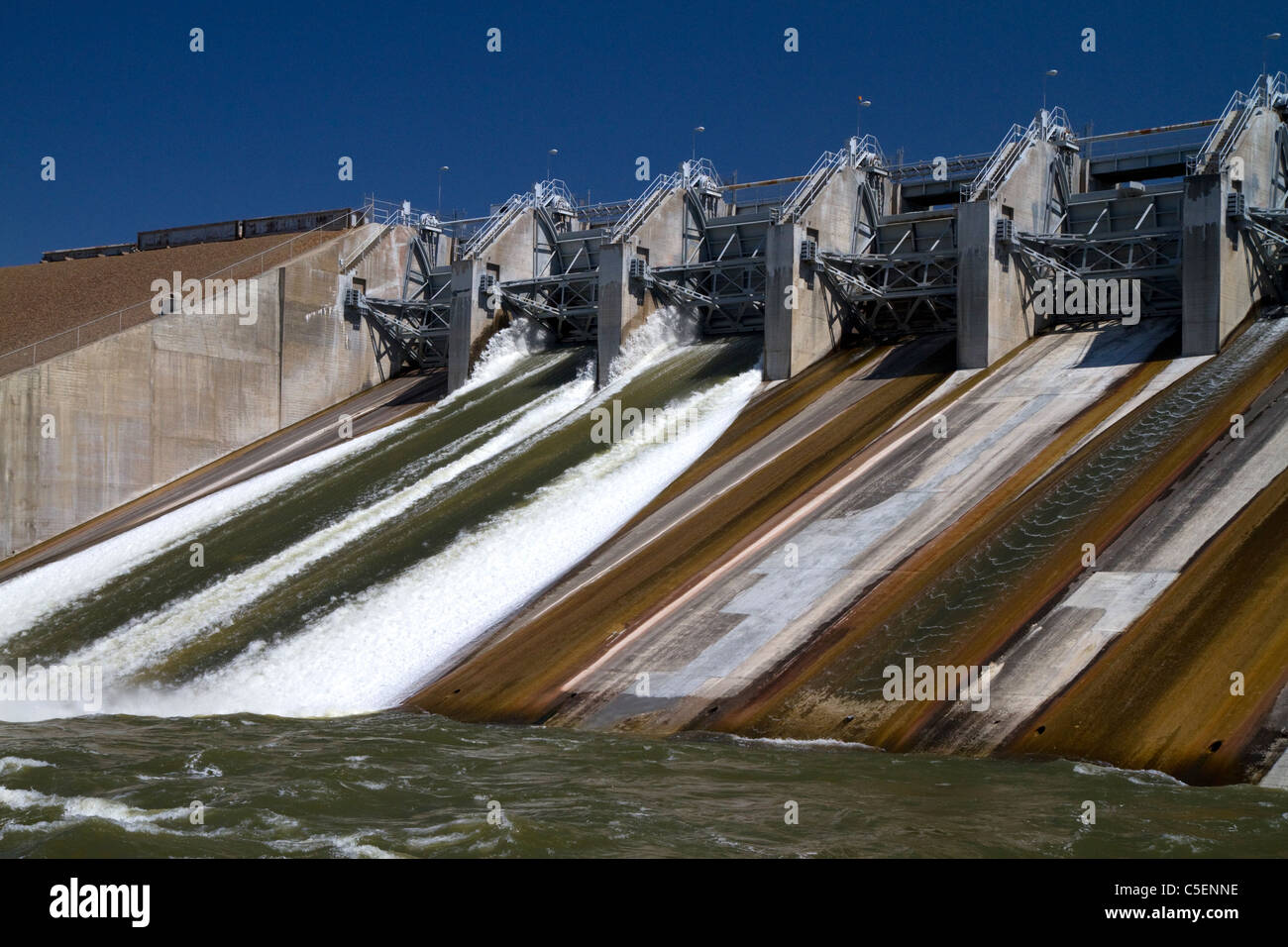 Le juge en chef de l'évacuateur Grève barrage sur la rivière Snake près de Grand View, New York, USA. Banque D'Images