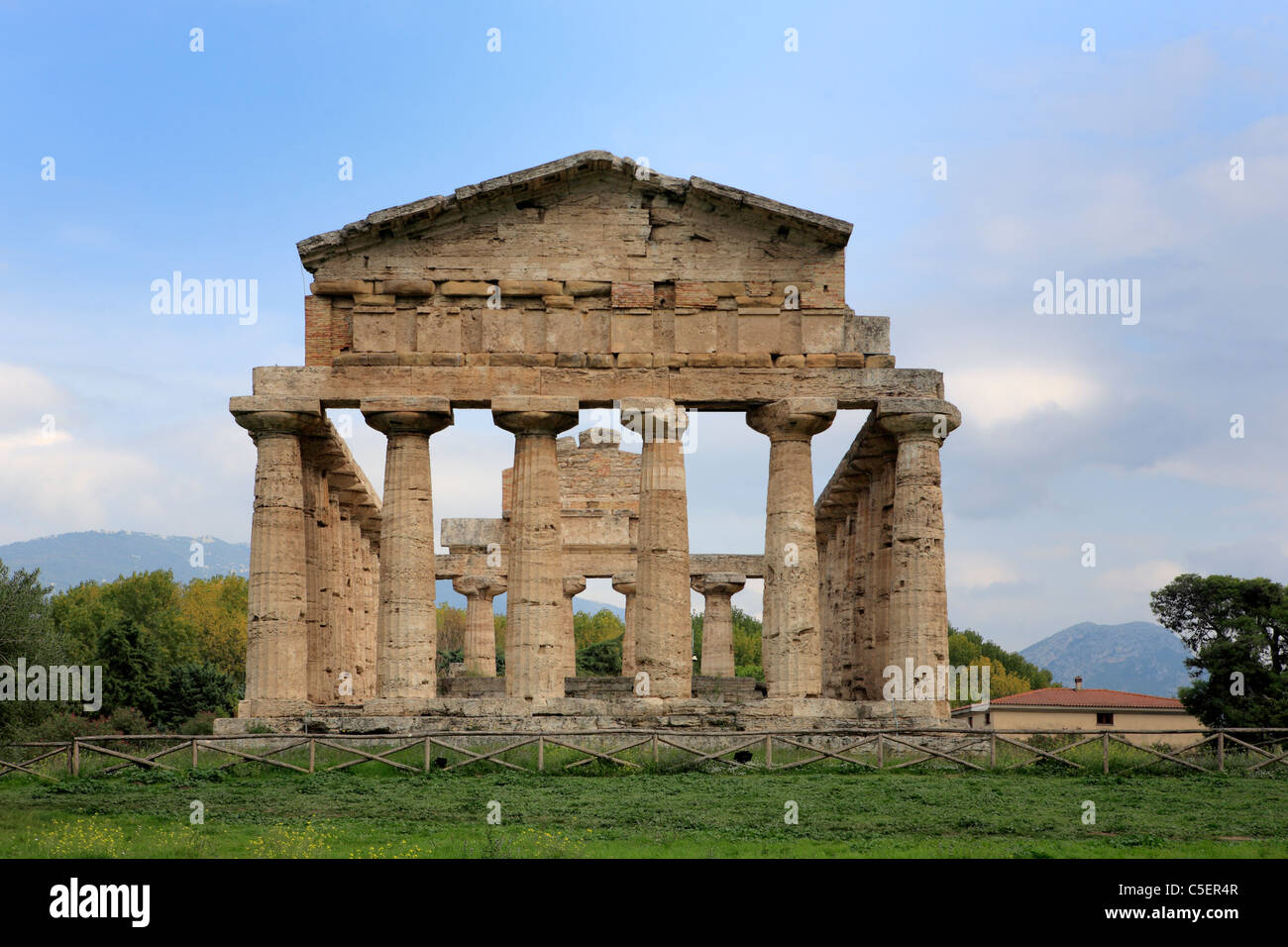 Temple grec Cerera (ch. 500 avant J.-C.), Paestum, Salerne, Campanie, Italie Banque D'Images