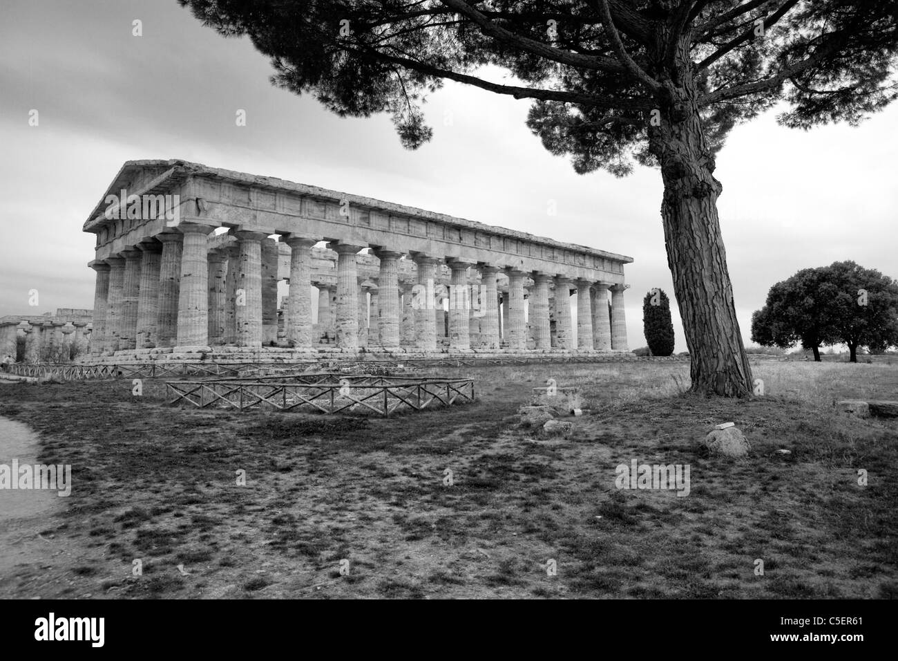 Neptune temple grec (с. 450 BС), Paestum, Salerne, Campanie, Italie Banque D'Images