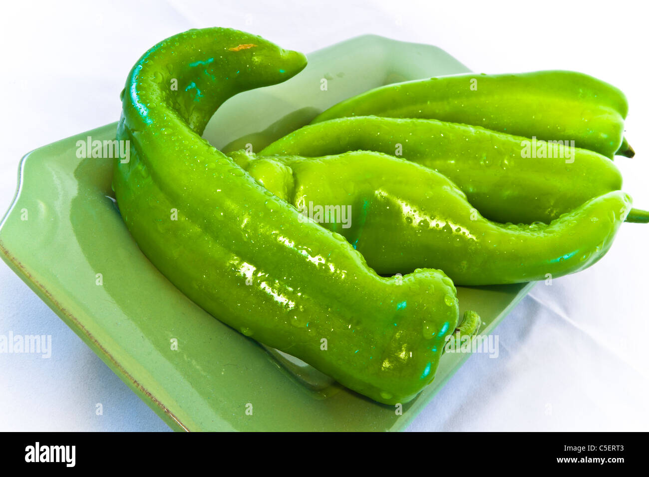 Piments verts sont grandes, les piments doux sont disponibles dans la plupart des épiceries locales. Banque D'Images