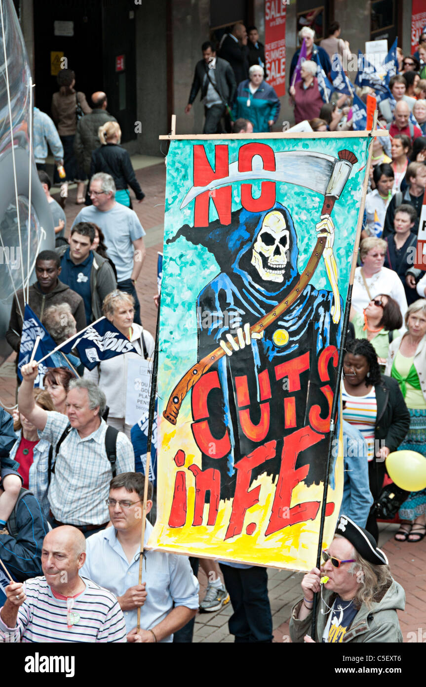 Une grève dans l'enseignement général Victoria Square Birmingham organisé par des syndicats d'écrou et d'autres Banque D'Images