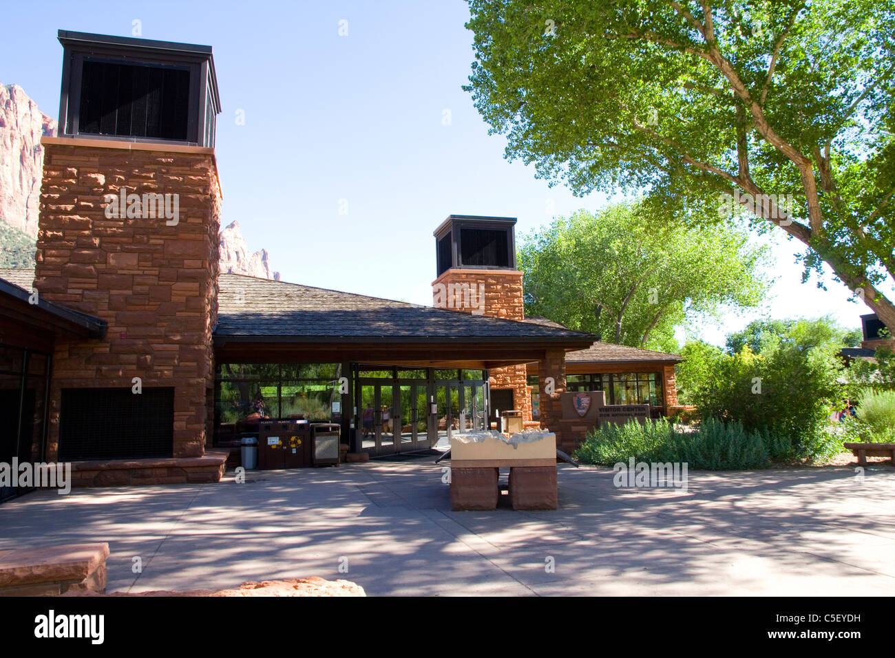 Zion Canyon Visitor Center, Zion National Park, UT. Banque D'Images