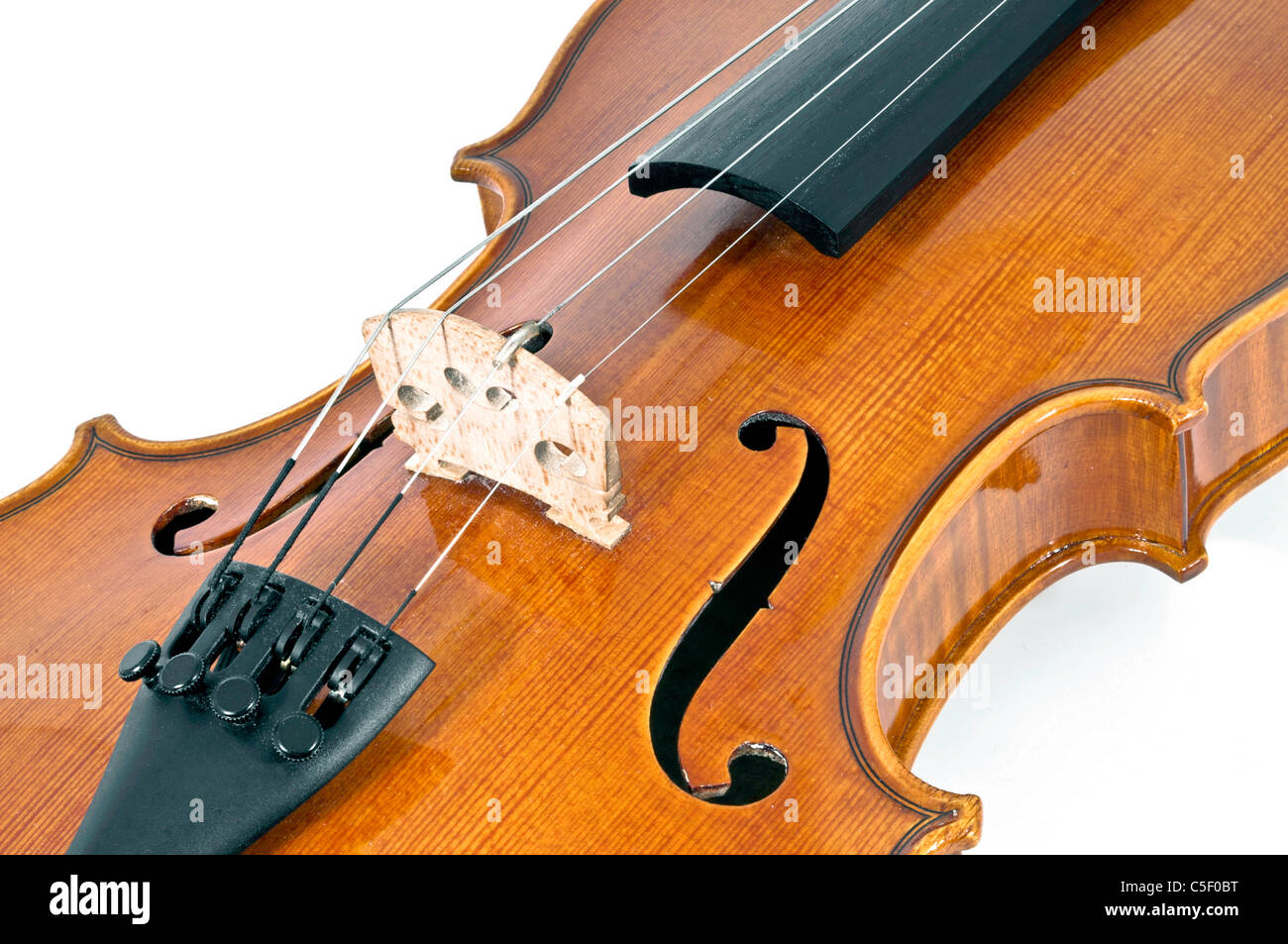 En bois italien détails corde de violon sur fond blanc Banque D'Images