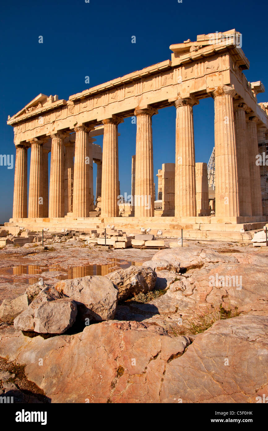 Ruines de marbre du Parthénon sur l'Acropole, Athènes Grèce Attica Banque D'Images