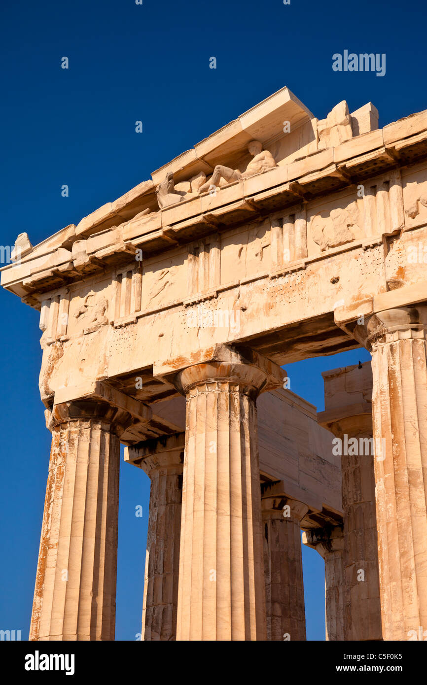 Ruines de marbre du Parthénon sur l'Acropole, Athènes Grèce Attica Banque D'Images