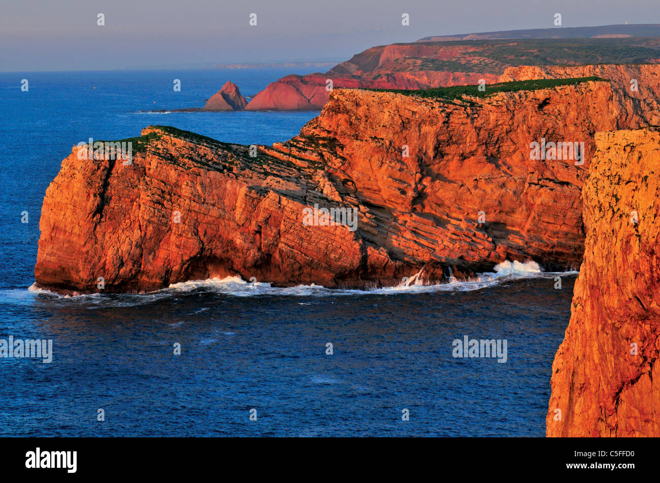 Le Portugal, l'Algarve : la vue de la Westcoast à Cabo de Sao Vicente Banque D'Images