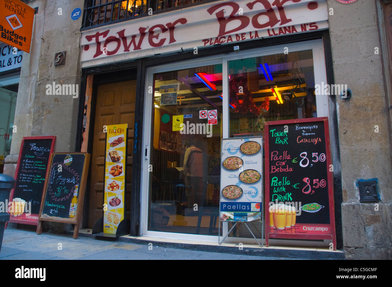 Extérieur Tower Bar Placa de la Llana square La Ribera Barcelone Catalogne Espagne Europe district Banque D'Images