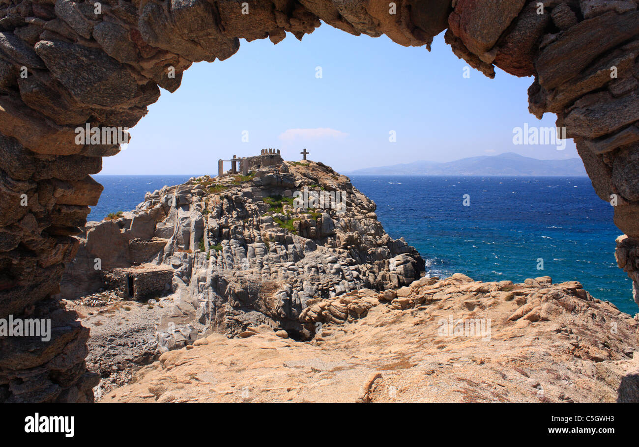 Voir d'Headlland et sanctuaire de l'île grecque de Mykonos Cyclades Grèce UE Union Européenne Europe Banque D'Images