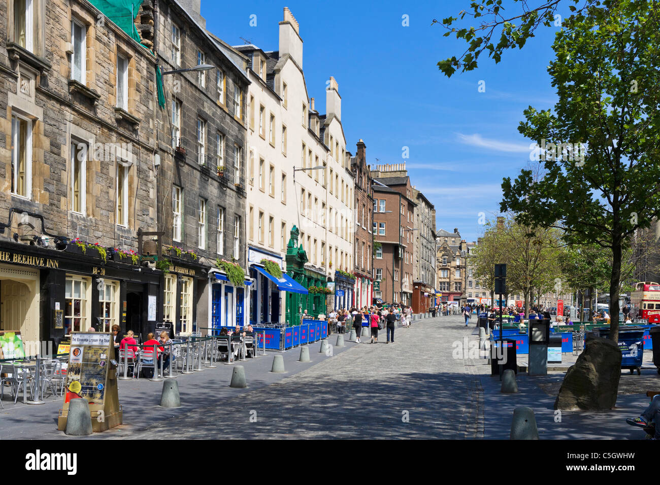 Pubs et bars sur Grassmarket dans la vieille ville, Édimbourg, Écosse, Royaume-Uni Banque D'Images