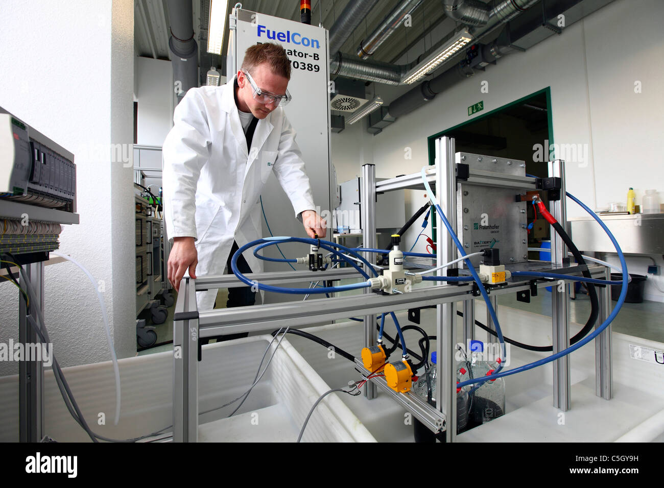 L'institut Fraunhofer UMSICHT pour la recherche scientifique. Des recherches Redox-Flow, batteries pour le stockage de l'énergie renouvelable. Banque D'Images
