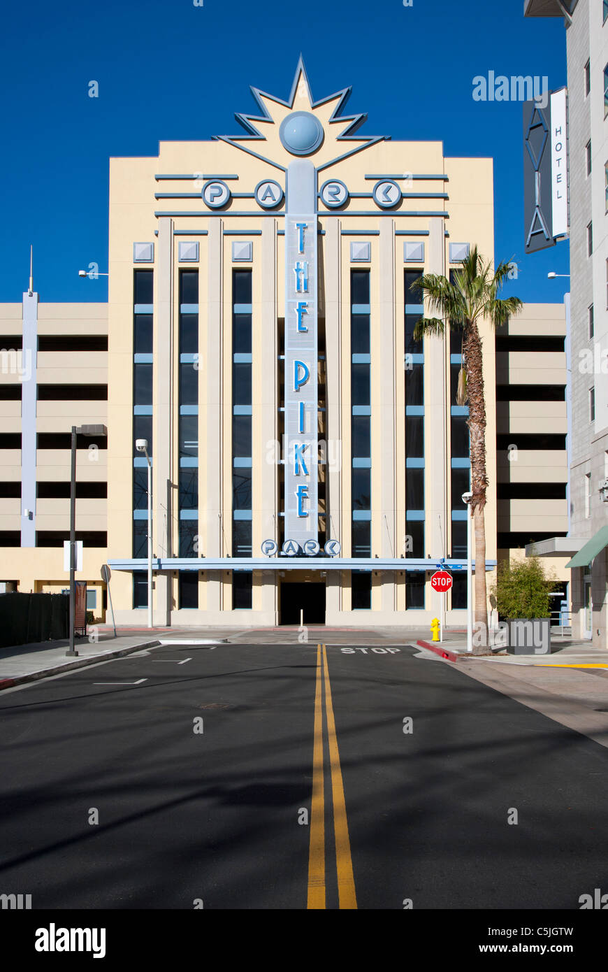 Le brochet, le centre commercial Ocean Boulevard, Long Beach, Californie, USA Banque D'Images