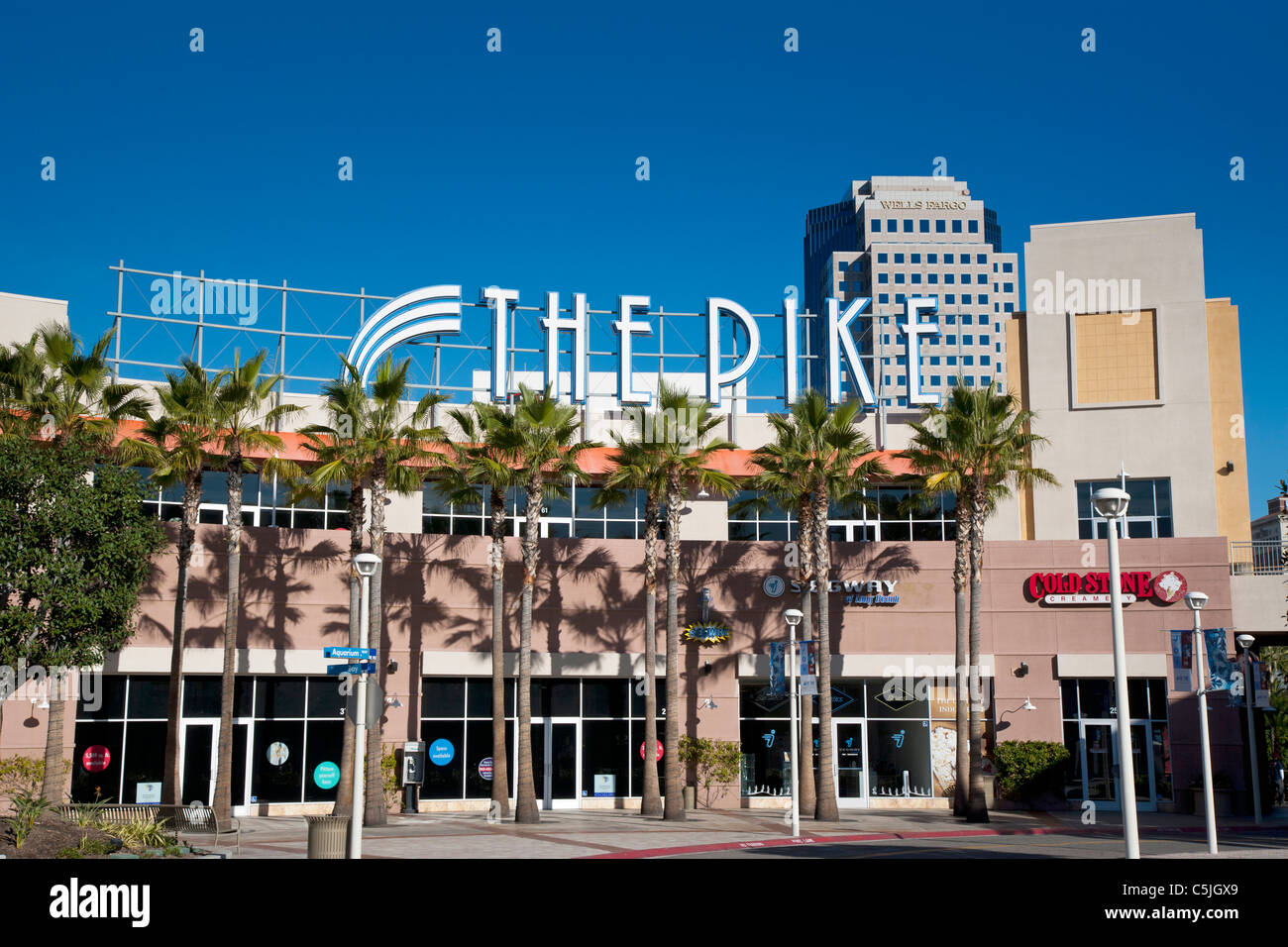 Le brochet, le centre commercial Ocean Boulevard, Long Beach, Californie, USA Banque D'Images